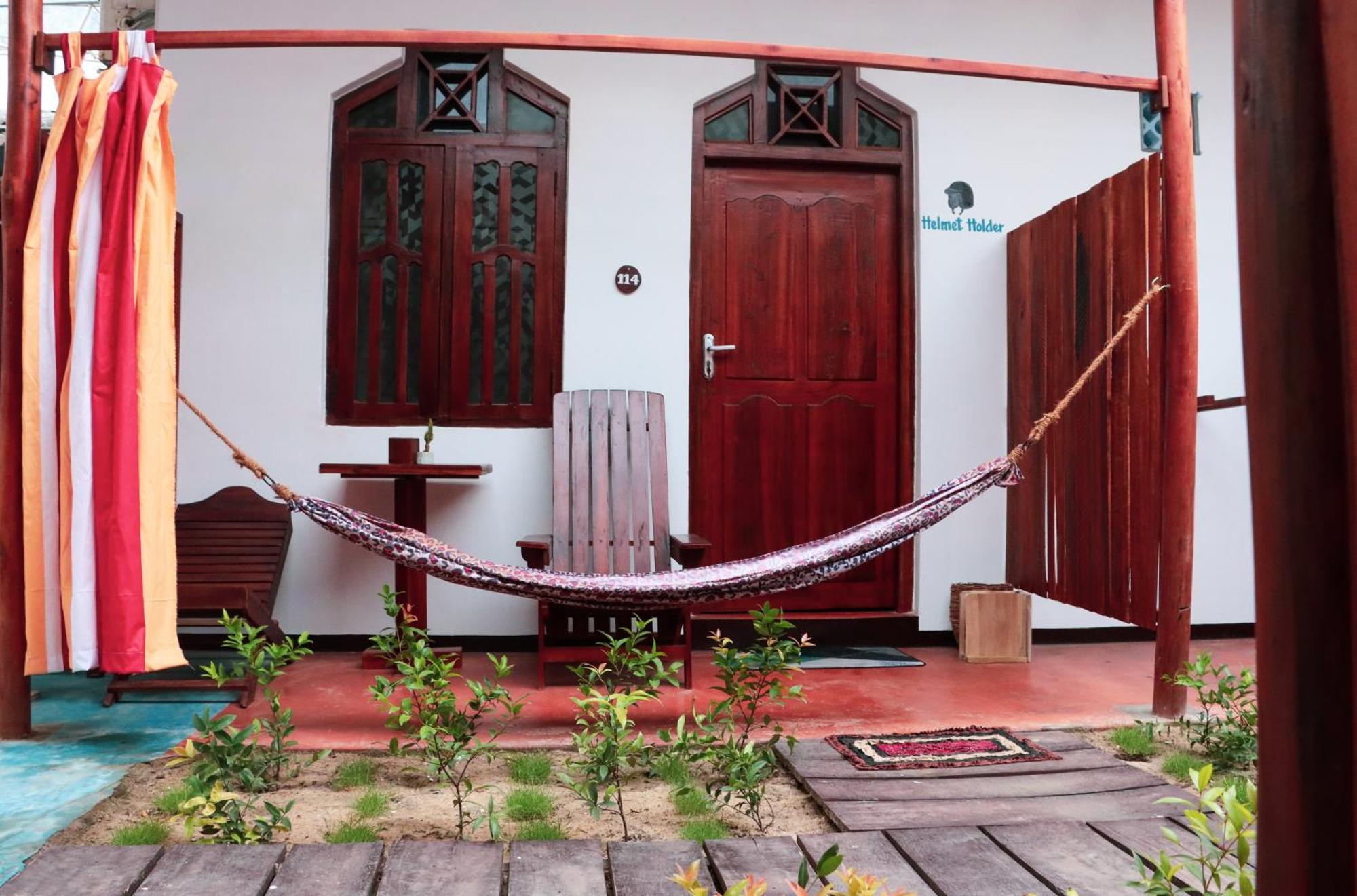 Surfers Park Arugambay Bed & Breakfast Arugam Kudah Eksteriør bilde