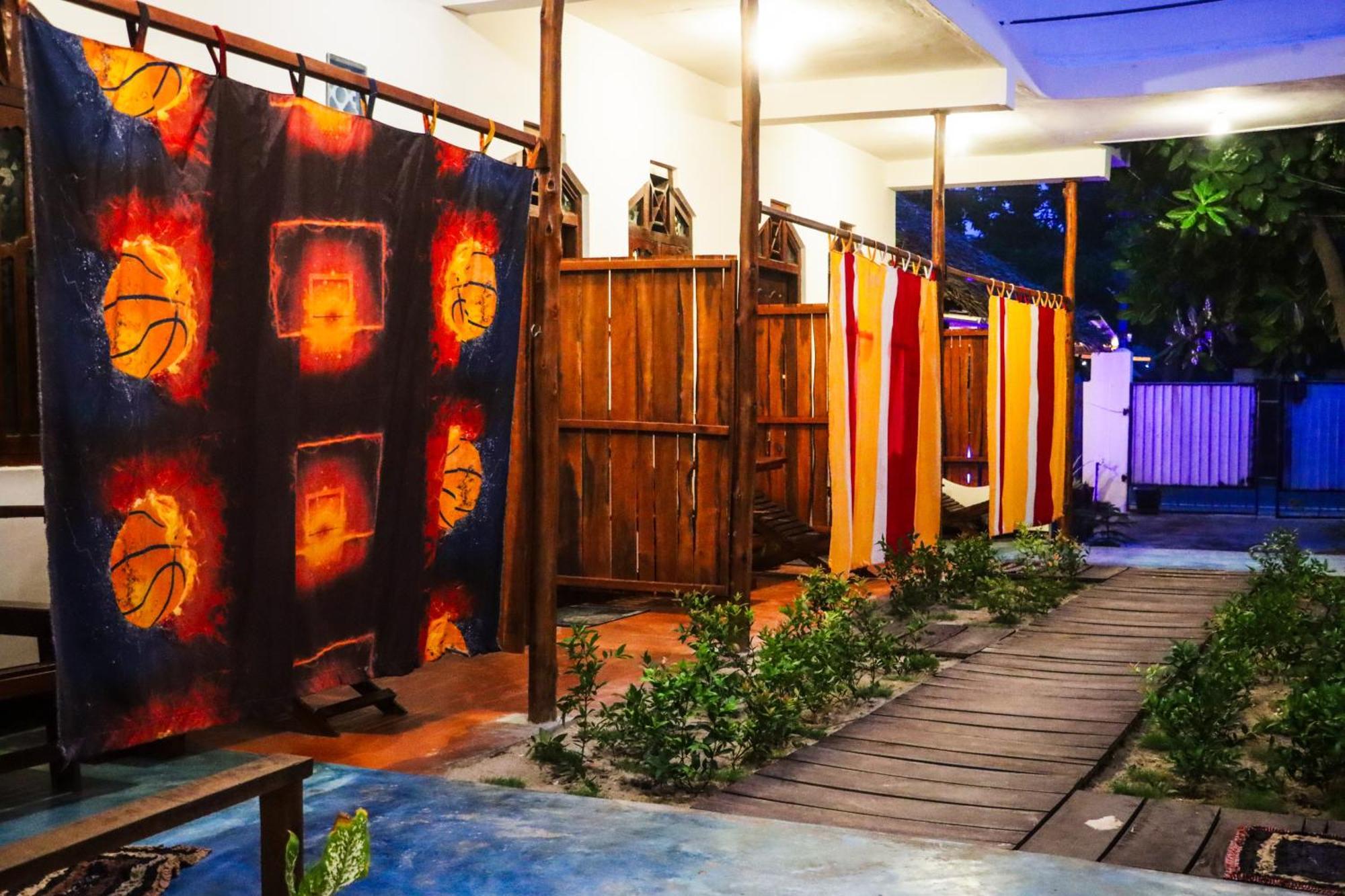 Surfers Park Arugambay Bed & Breakfast Arugam Kudah Eksteriør bilde