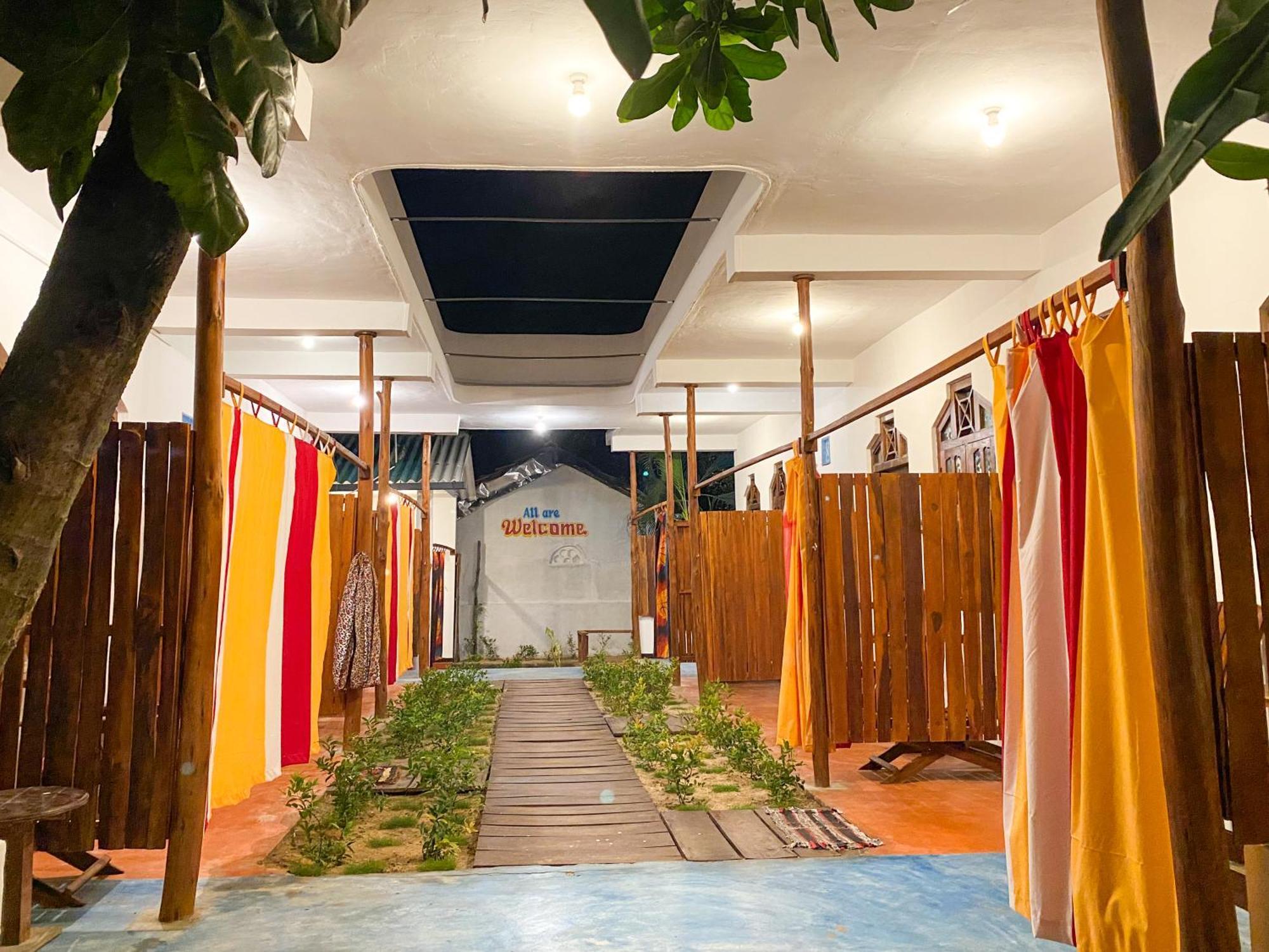 Surfers Park Arugambay Bed & Breakfast Arugam Kudah Eksteriør bilde